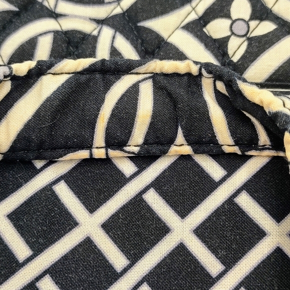 Vera Bradley Hanging Organizer "Concerto" Toiletry Bag - Picture 13 of 13